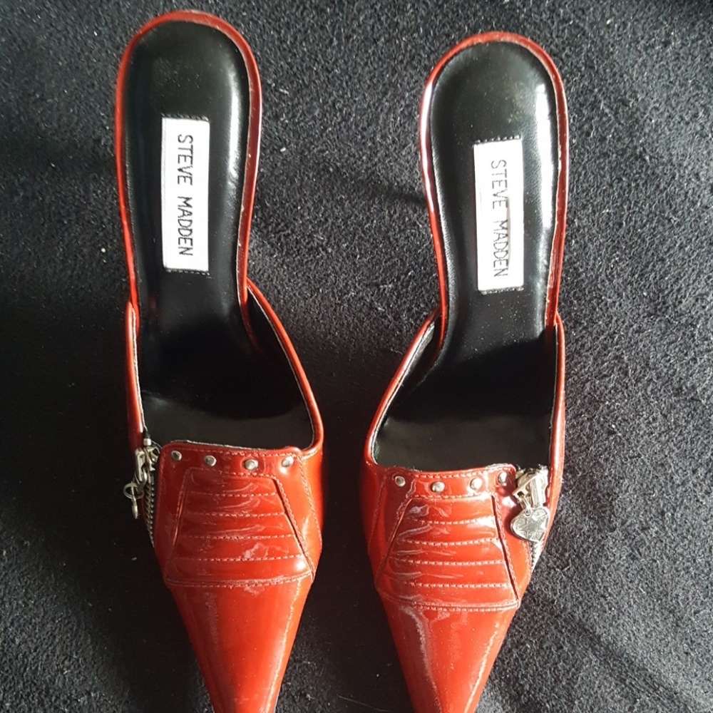 Steve Madden Red Stiletto mykes